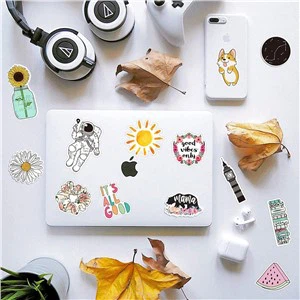 Vysekané farebné papierové vinyly na dekoráciu